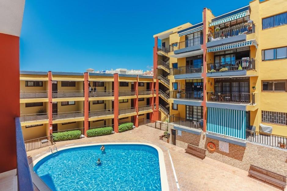 Apartment With Ocean View Tenerife Просторный Апартамент С Видом На Океан Первая Линия Тенерифе 圣地亚哥港 外观 照片